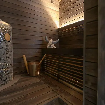 Luxury Penthouse Παρνού