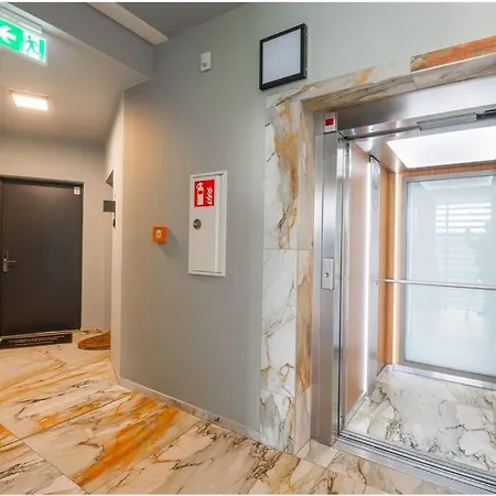 Luxury Penthouse * Parnu